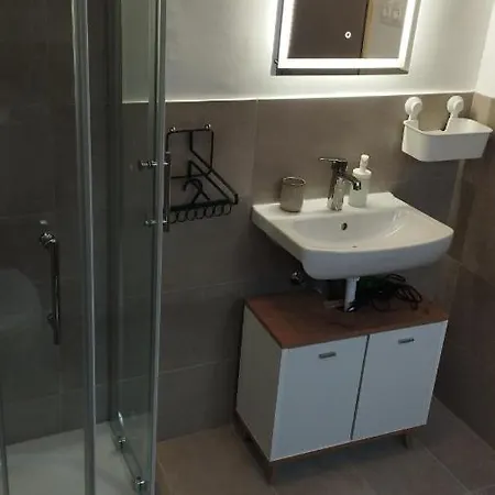 Πανσιόν Regori Haz 4*