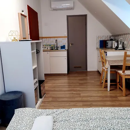 Gasthuis Regori Haz Balatongyörök