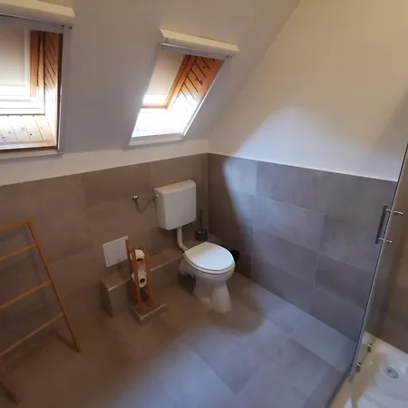 Πανσιόν Regori Haz