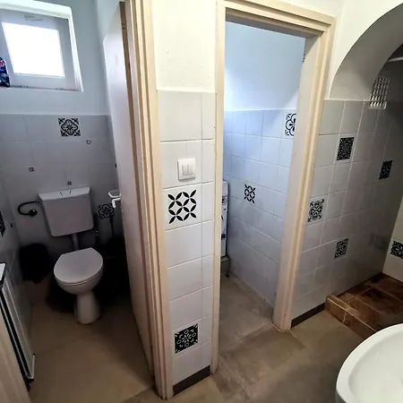 Regori Haz Πανσιόν